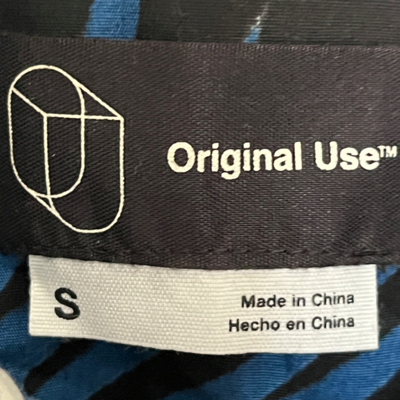 Men’s Original Use Buttton up Short Sleeve Hawaiian Shirt Small - Picture 4 of 7